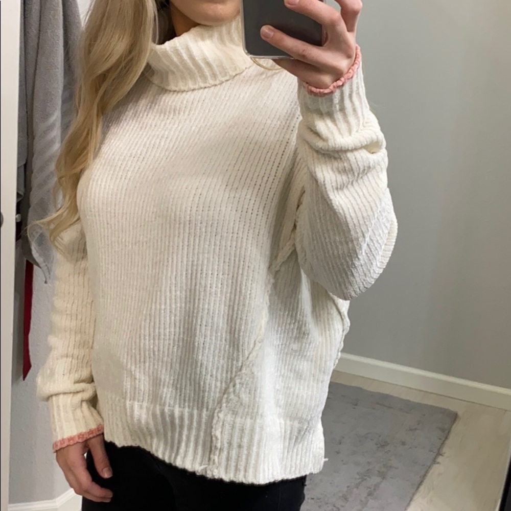 Ultra Soft Chenille Pullover Sweater Size Small - Picture 2 of 7